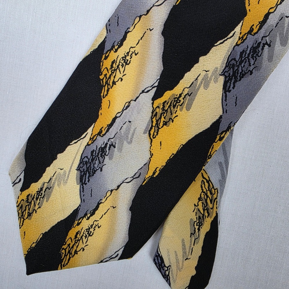 J. Garcia Silk‎ Necktie Mens OS Yellow Black Excellent Abstract Art Deco